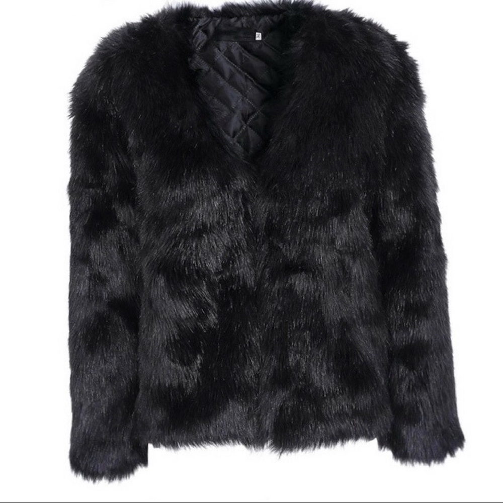 Faux fur fascination 💕